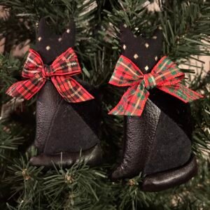 cat ornament black quilted fabric