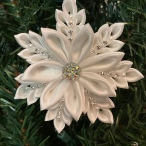 kanzashi snowflake white sparkles